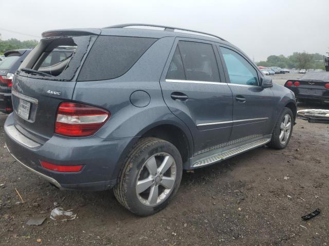 4JGBB8GB4BA645574 - 2011 MERCEDES-BENZ ML 350 4MATIC GRAY photo 3