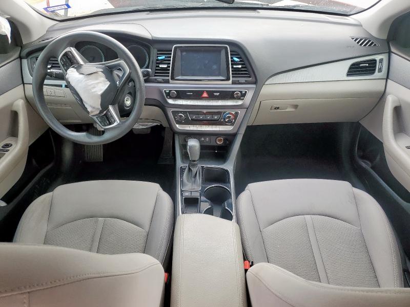 5NPE24AF8KH816888 - 2019 HYUNDAI SONATA SE 红色 照片 8
