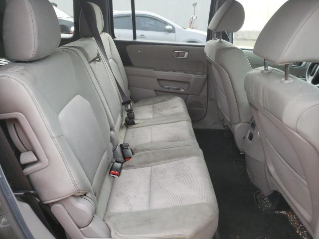 5FNYF4H2XDB056954 - 2013 HONDA PILOT LX GRAY photo 11