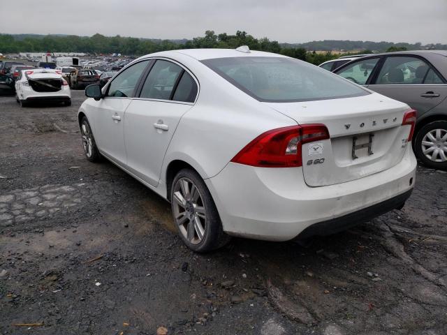 YV1902FH8C2126013 - 2012 VOLVO S60 T6 WHITE photo 2