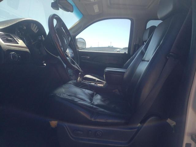 1GYFK262X9R143601 - 2009 CADILLAC ESCALADE ESV LUXURY WHITE photo 7