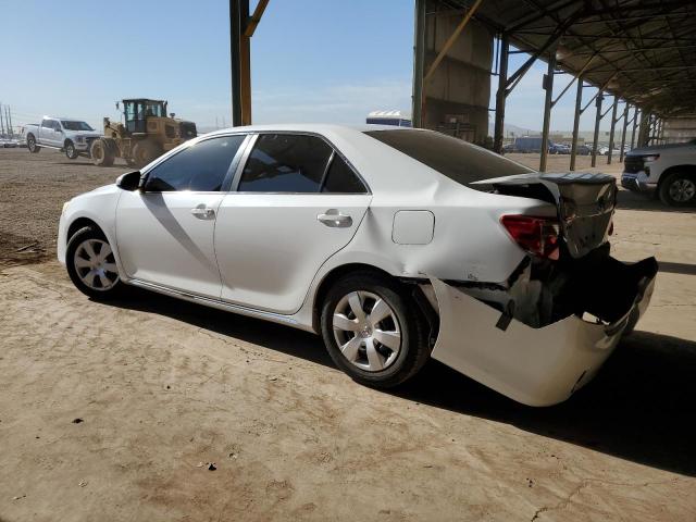 4T4BF1FK0CR261133 - 2012 TOYOTA CAMRY BASE WHITE photo 2