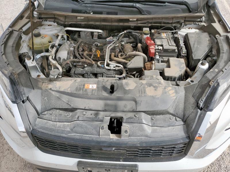 JA4J3UA83RZ026196 - 2024 MITSUBISHI OUTLANDER ES WHITE photo 12