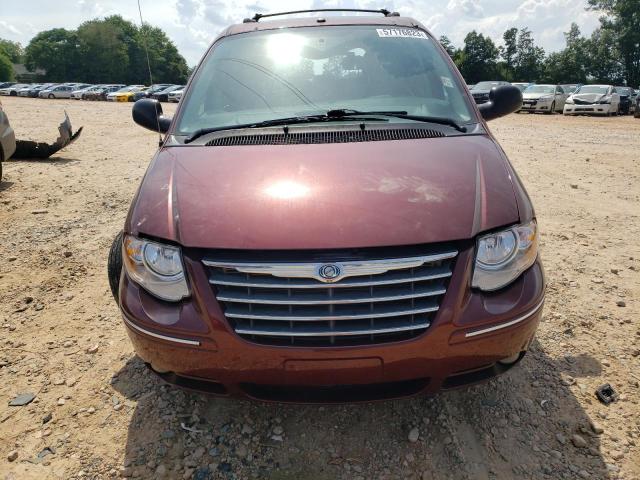 2A4GP64L77R160176 - 2007 CHRYSLER TOWN & COU LIMITED RED photo 5