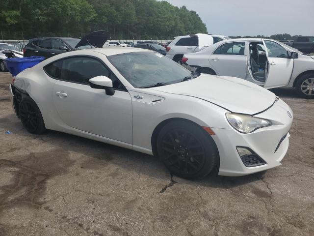 JF1ZNAA19D2702680 - 2013 TOYOTA SCION FR-S WHITE photo 4