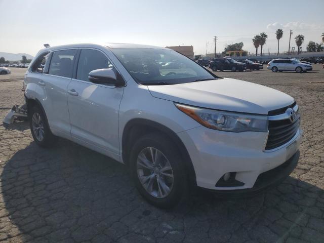 5TDKKRFH0FS070365 - 2015 TOYOTA HIGHLANDER XLE WHITE photo 4