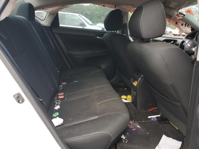 3N1AB7AP0JY232577 - 2018 NISSAN SENTRA S 白色 照片 10