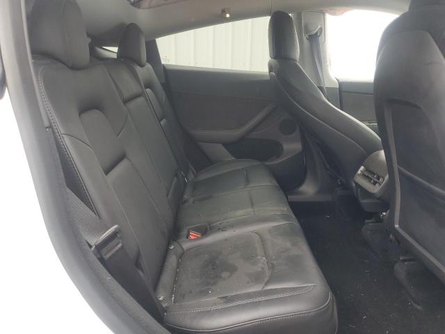 7SAYGDEE7PF661825 - 2023 TESLA MODEL Y Weiß Foto 10