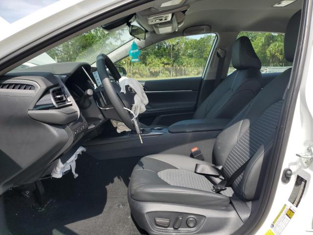 4T1G11AK3PU738777 - 2023 TOYOTA CAMRY SE NIGHT SHADE WHITE photo 7