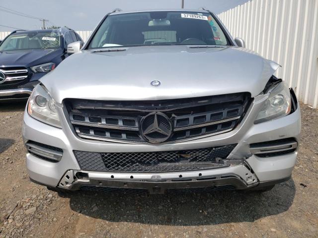 4JGDA5HB4CA076137 - 2012 MERCEDES-BENZ ML 350 4MATIC SILVER photo 5