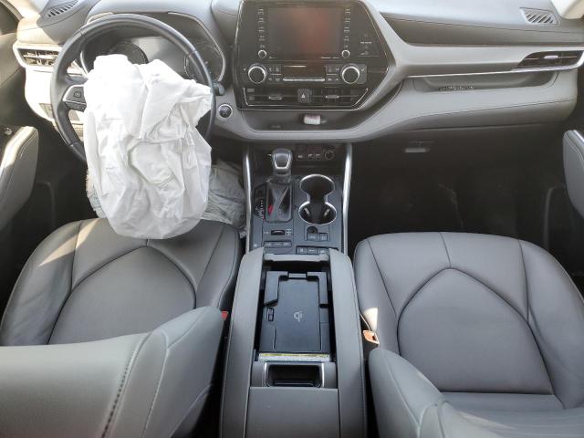 5TDGZRBH5MS529734 - 2021 TOYOTA HIGHLANDER XLE GRAY photo 8