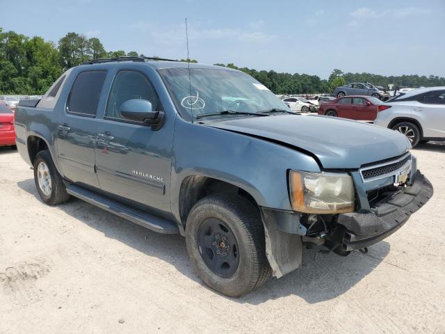 3GNTKEE34BG273570 - 2011 CHEVROLET AVALANCHE LS TURQUOISE photo 4