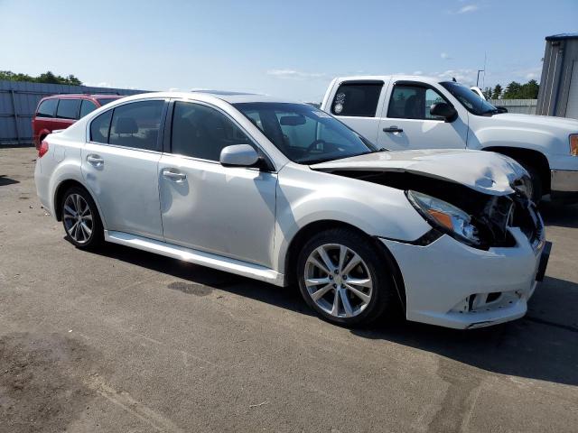 4S3BMBK62D3030714 - 2013 SUBARU LEGACY 2.5I LIMITED WHITE photo 4