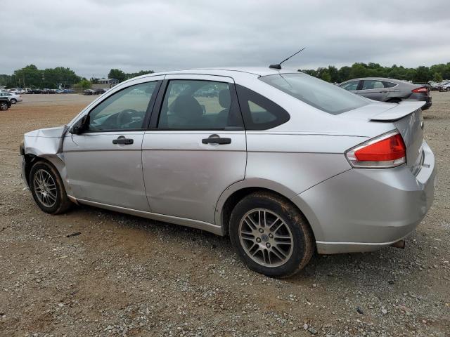 1FAHP3FN9AW212645 - 2010 FORD FOCUS SE SILVER photo 2