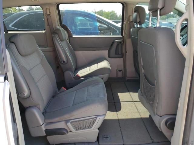 2A4RR5D1XAR414157 - 2010 CHRYSLER TOWN & COU TOURING SILVER photo 10