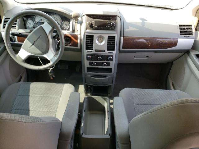 2A4RR5D1XAR414157 - 2010 CHRYSLER TOWN & COU TOURING SILVER photo 8