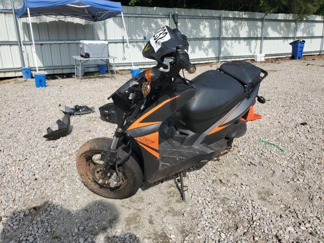 LC2U6A021MC000629 - 2021 KYMCO USA INC AGILITY 50 TWO TONE photo 2