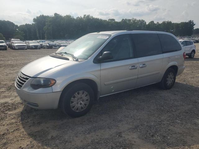 1A4GP44R77B190477 - 2007 CHRYSLER TOWN & COU LX SILVER photo 1