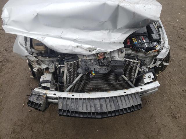 1G1JC124227454562 - 2002 CHEVROLET CAVALIER SILVER photo 11