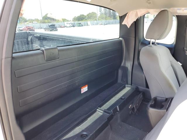 5TFRX5GN1GX065264 - 2016 TOYOTA TACOMA ACCESS CAB თეთრი ფოტო 6