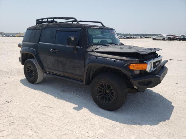 JTEBU4BF5AK090253 - 2010 TOYOTA FJ CRUISER BLACK photo 4