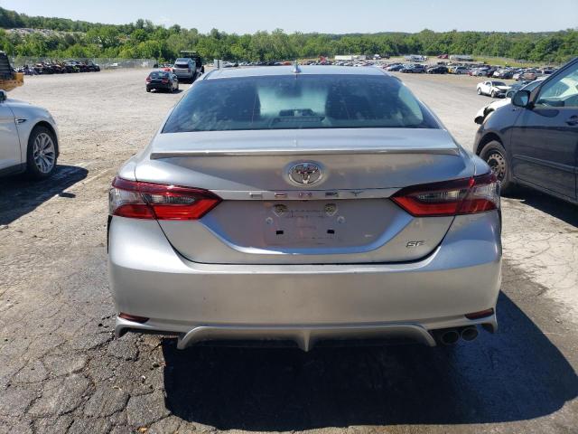4T1G11AK1PU737613 - 2023 TOYOTA CAMRY SE NIGHT SHADE SILVER photo 6