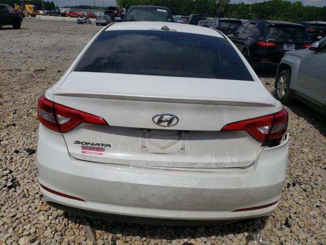 5NPE24AF5HH580001 - 2017 HYUNDAI SONATA SE WHITE photo 6