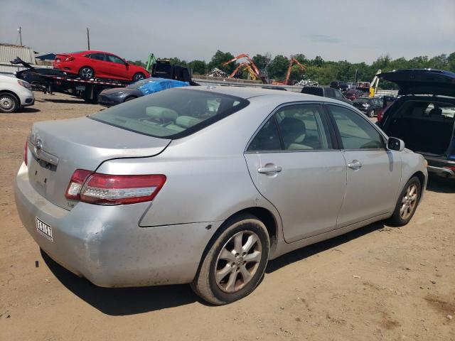 4T1BF3EK3BU144619 - 2011 TOYOTA CAMRY BASE SILVER photo 3