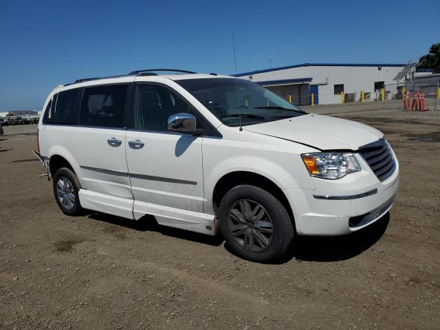 2A4RR6DX1AR227092 - 2010 CHRYSLER TOWN & COU LIMITED WHITE photo 4