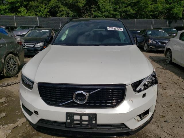 YV4162UM3K2107589 - 2019 VOLVO XC40 T5 R-DESIGN WHITE photo 5