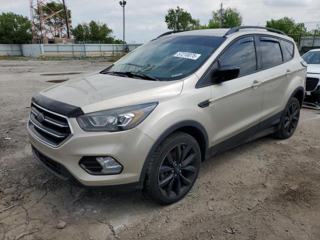 2017 FORD ESCAPE SE, null