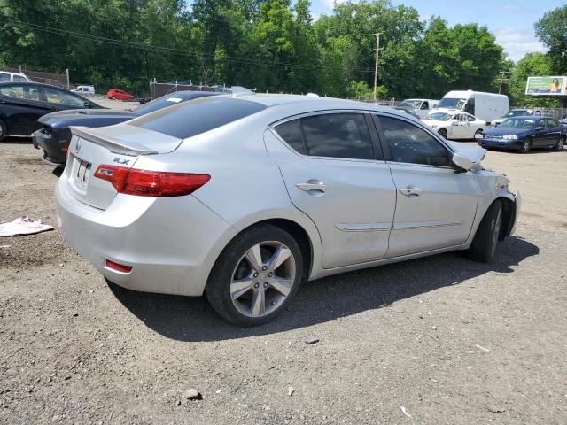 19VDE1F70DE003709 - 2013 ACURA ILX 20 TECH SILVER photo 3