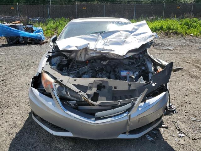 19VDE1F70DE003709 - 2013 ACURA ILX 20 TECH SILVER photo 5