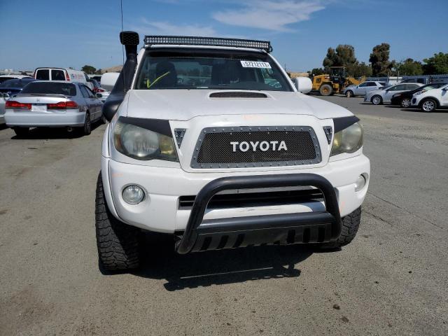 5TFTU4GN2BX012297 - 2011 TOYOTA TACOMA PRERUNNER ACCESS CAB WHITE photo 5