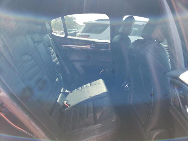 ZASFAKNN7J7B63106 - 2018 ALFA ROMEO STELVIO TI SPORT BLUE photo 11