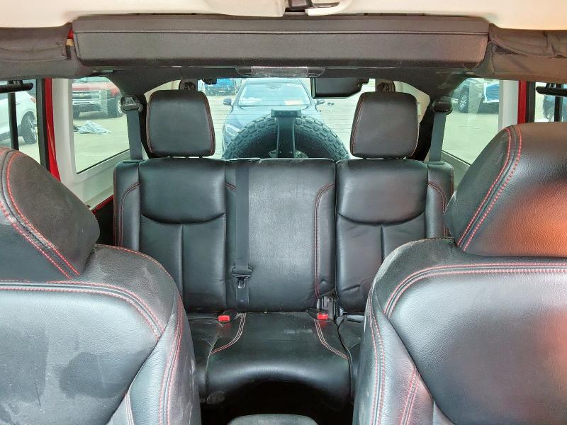 1C4BJWDG8GL146980 - 2016 JEEP WRANGLER U SPORT Червоний фото 10