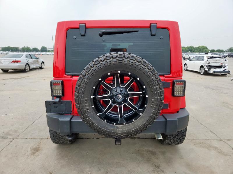 1C4BJWDG8GL146980 - 2016 JEEP WRANGLER U SPORT Червоний фото 6