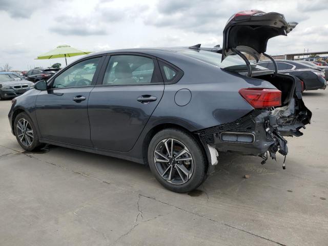 3KPF24AD0PE555285 - 2023 KIA FORTE LX GRAY photo 2