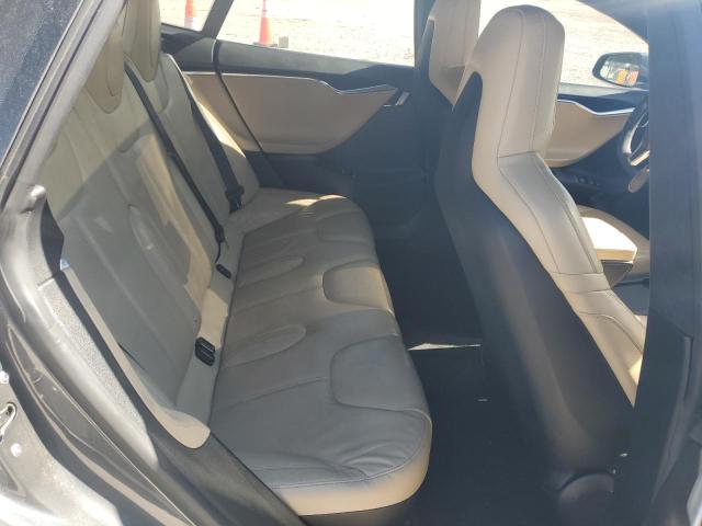 5YJSA1E2XGF154314 - 2016 TESLA MODEL S GRAY photo 10