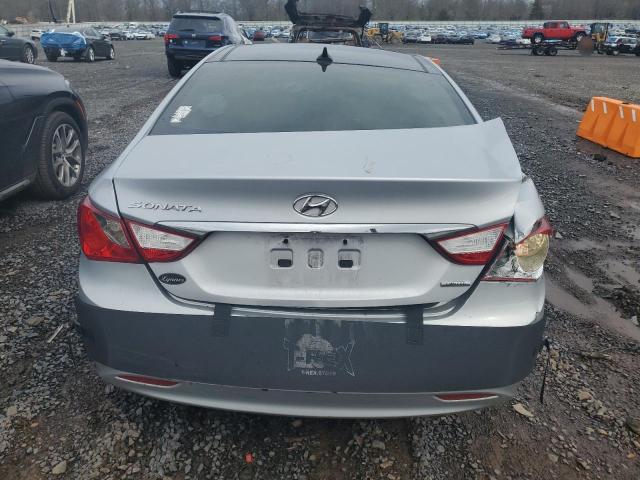 5NPEC4AC3CH487005 - 2012 HYUNDAI SONATA SE SILVER photo 6