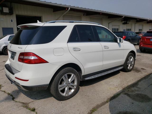 4JGDA5HB8FA444243 - 2015 MERCEDES-BENZ ML 350 4MATIC WHITE photo 3