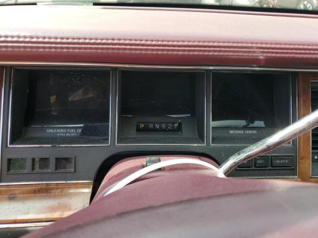 1LNLM81W9RY692174 - 1994 LINCOLN TOWN CAR EXECUTIVE SILVER photo 9