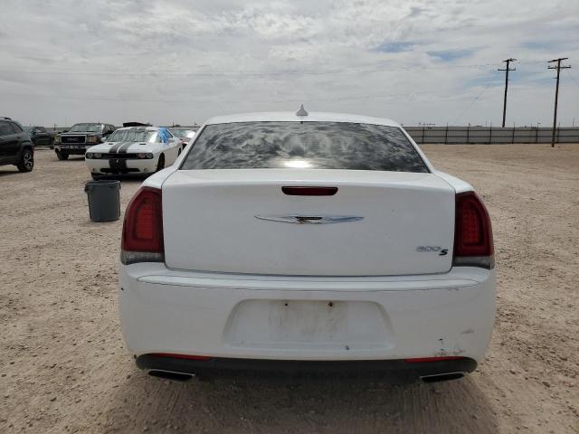 2C3CCABG8GH238712 - 2016 CHRYSLER 300 S WHITE photo 6