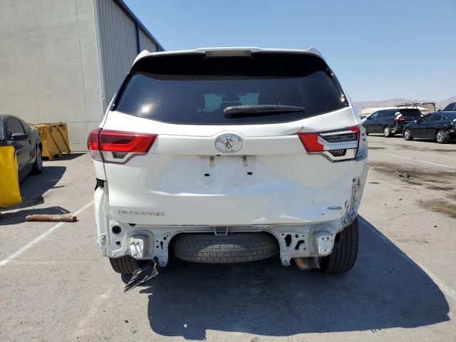 5TDBZRFHXKS704593 - 2019 TOYOTA HIGHLANDER LE WHITE photo 6