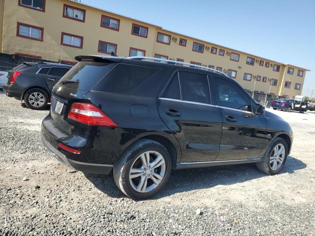 4JGDA5HB3CA016883 - 2012 MERCEDES-BENZ ML 350 4MATIC BLACK photo 3