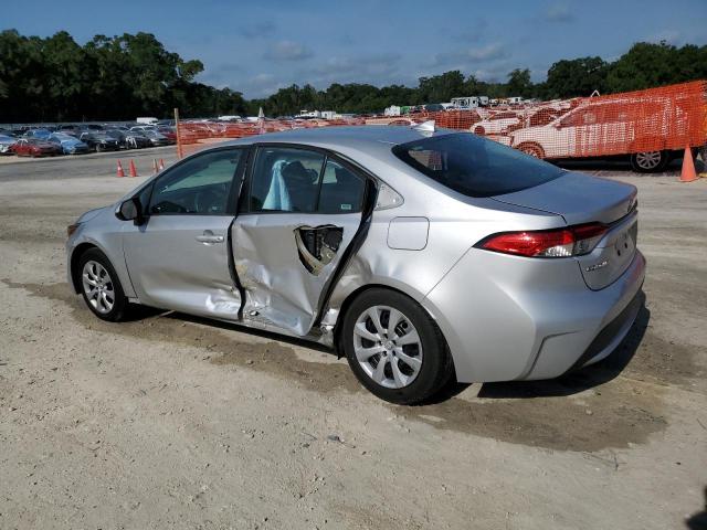 5YFEPMAE3MP232753 - 2021 TOYOTA COROLLA LE ვერცხლისფერი ფოტო 2