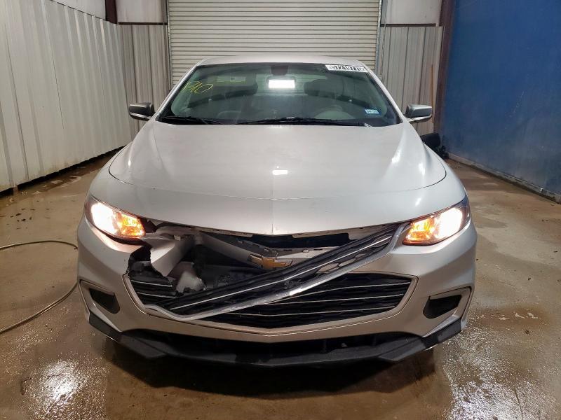 1G1ZB5ST3JF284821 - 2018 CHEVROLET MALIBU LS Gümüş fotoğraf 5