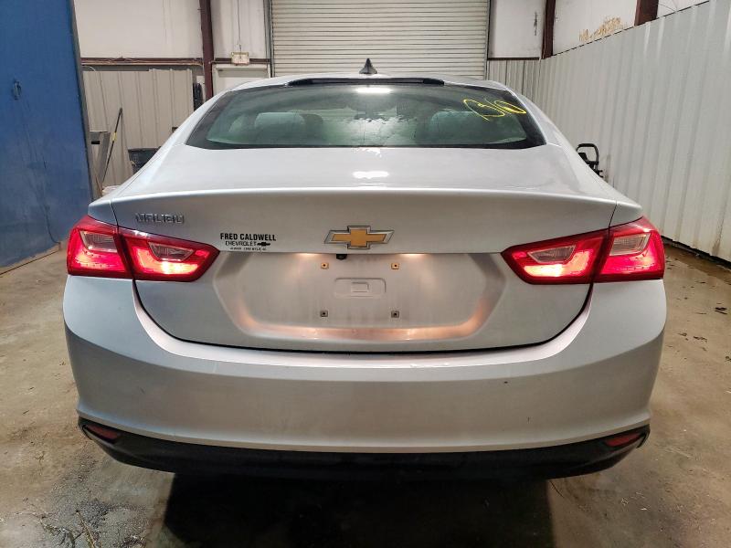 1G1ZB5ST3JF284821 - 2018 CHEVROLET MALIBU LS Gümüş fotoğraf 6