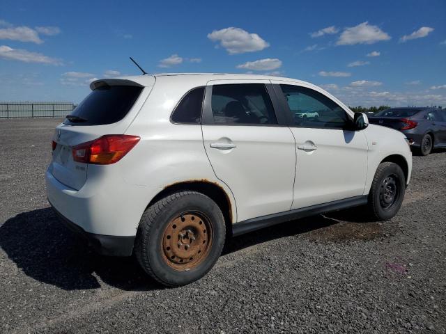 4A4AH3AU0FE607679 - 2015 MITSUBISHI RVR SE WHITE photo 3