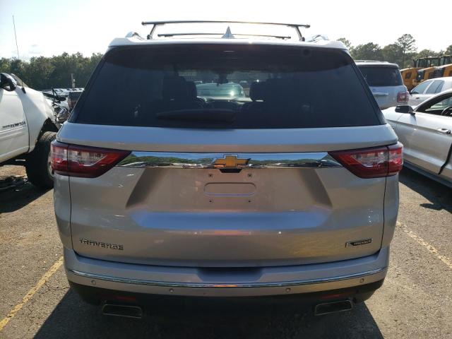 1GNERKKW9JJ201035 - 2018 CHEVROLET TRAVERSE PREMIER SILVER photo 6